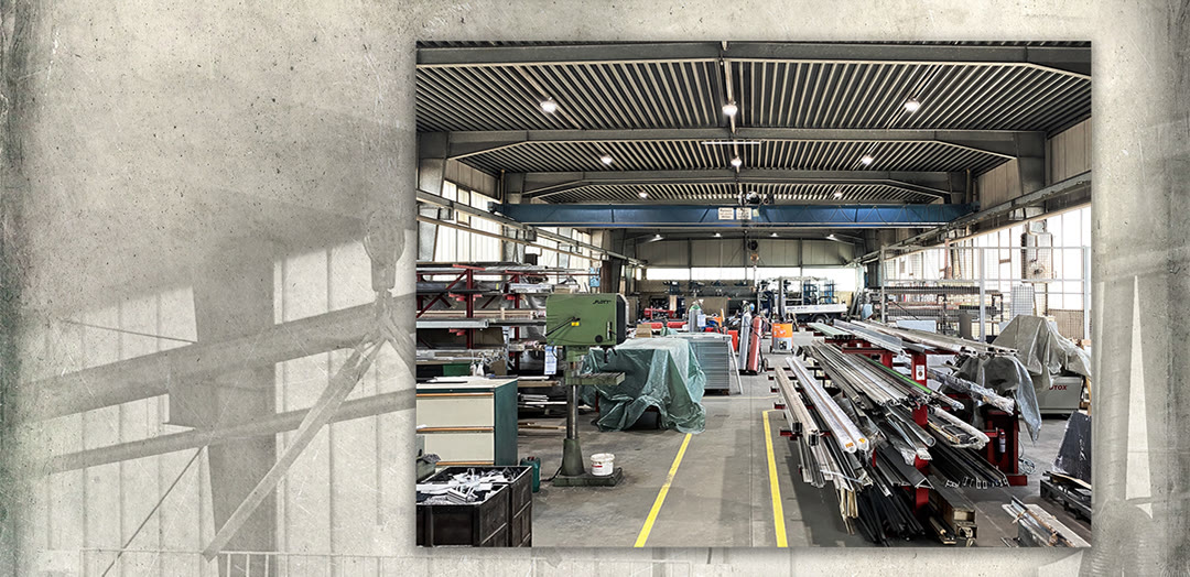 Blick in die neu gebaute Werkstatthalle